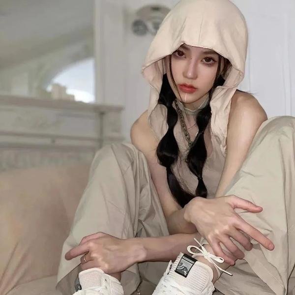 伊莉莎与玛瑟拉